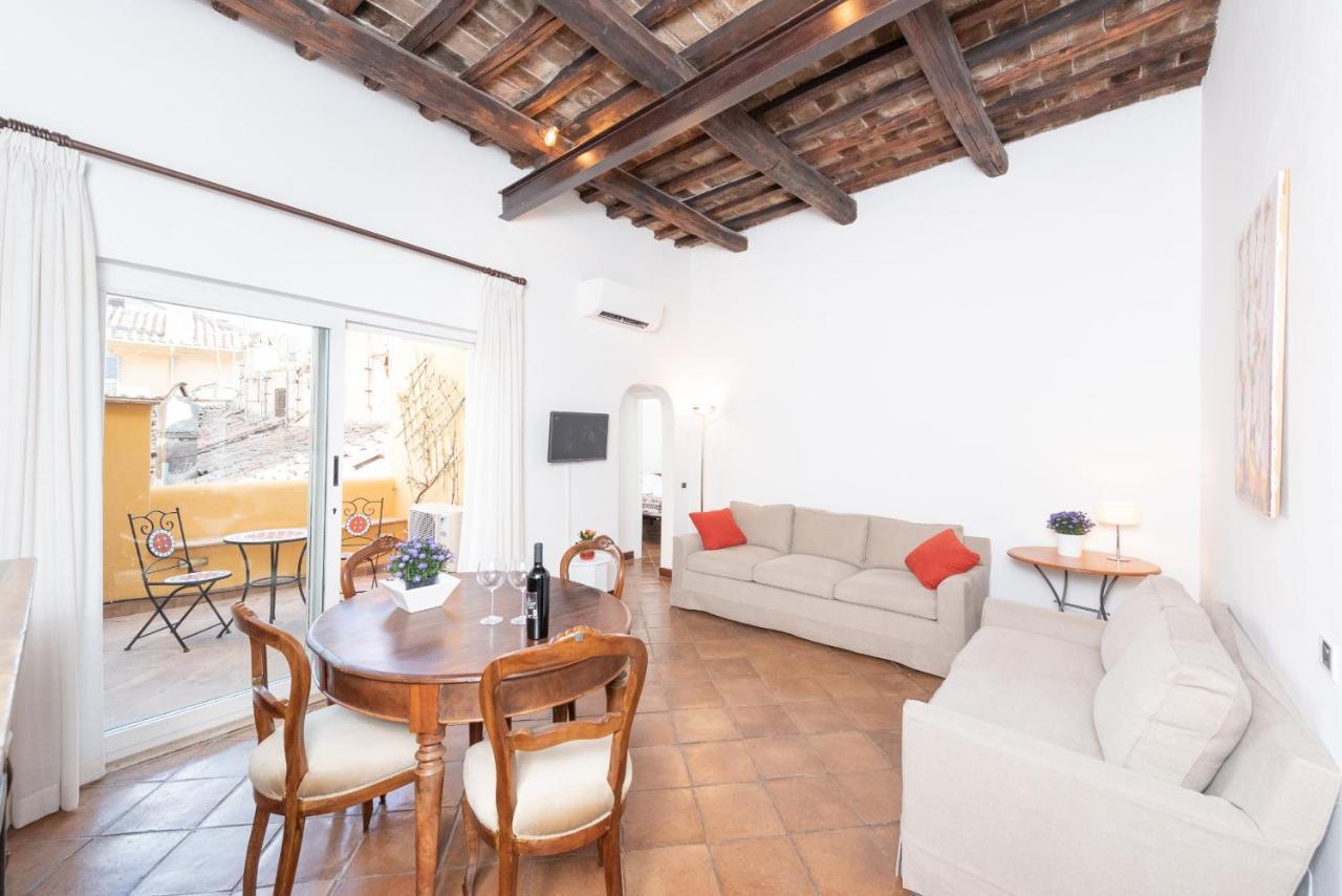 Stunning Campo De Fiori Apartment With Terrace Rom Exterior foto